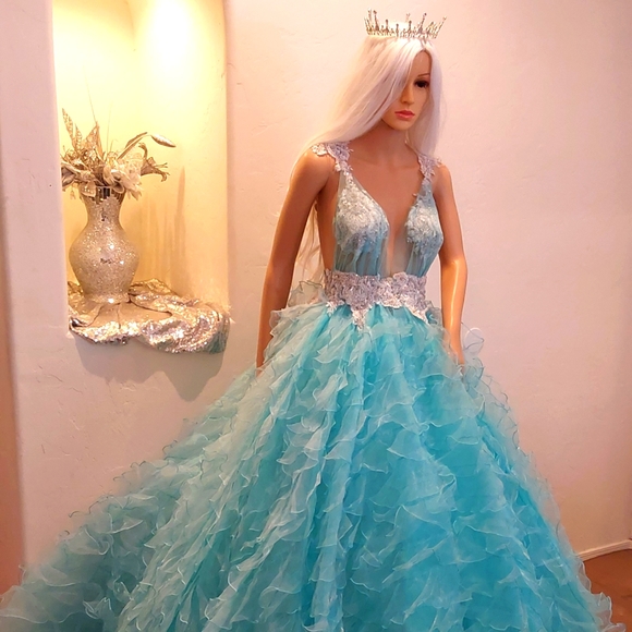 "ATLANTIS" Ocean Blue & White Boho Wedding Ballgown Set - Picture 1 of 9